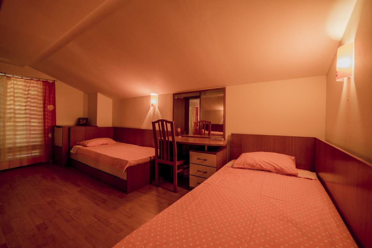 Вила Теkето I Vila Teketo Family Guest House Nikolovo Luaran gambar